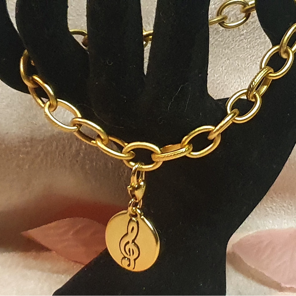 Amanda Blu Bracelet With Music Charm 9$